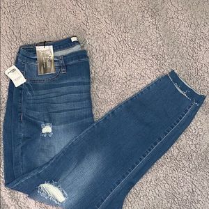Brand new refuge jeans